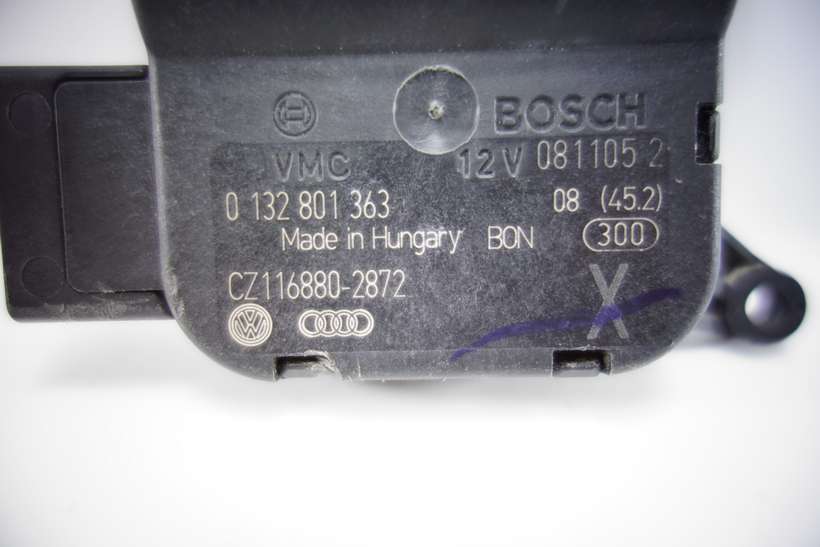Servomotor de calefaccion VW Passat Bosch 0132801363 0 132 80 1363 CZ1168802872 CZ116880-2872 0811052 081105 2 - foto 2