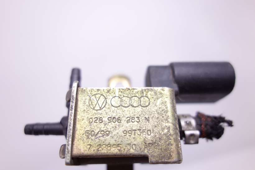 Valvula EGR VW Skoda 028906283N 028 906 283 N 72289530 7.228 95.30 - foto 2