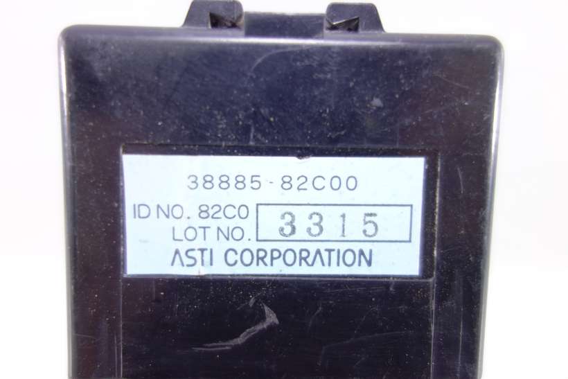 Módulo de control Suzuki Jimny 3888582C00 38885-82C00 - foto 2
