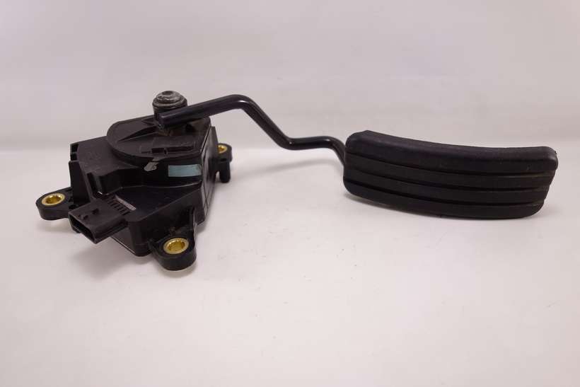 Pedal acelerador Renault Clio 8200297342 A 82 00 297 342 A - foto 1