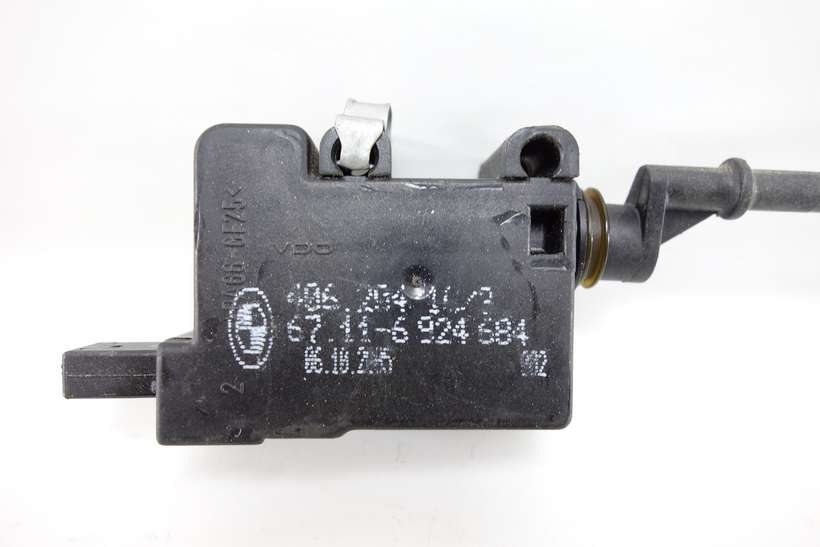 Servomotor de calefaccion BMW E87 67116924684 67.11-6 924 684 - foto 2