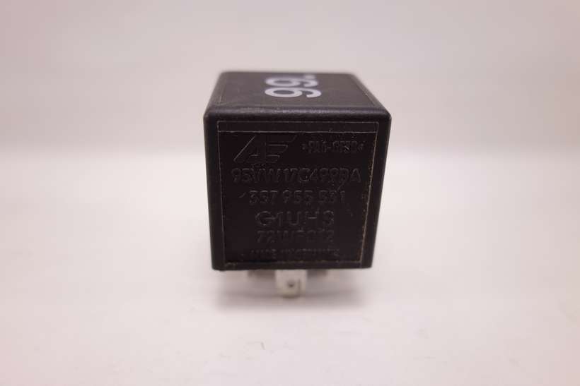 Rele 99 Ford Galaxy 95VW17C499BA 357955531 357 955 531 72WF012 - foto 1
