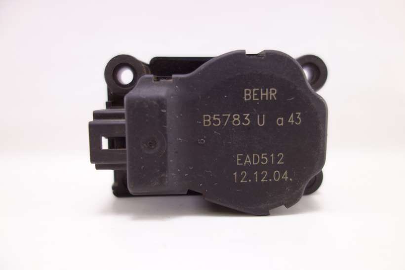Servomotor de calefaccion Peugeot 307 B5783UA43 B5783 U A 43 EAD512 - foto 1