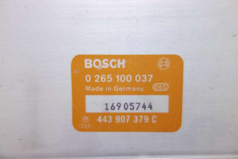 Centralita ABS Audi 100 443907379C 443 907 379 C Bosch 0265100037 0 265 100 037 - foto 2