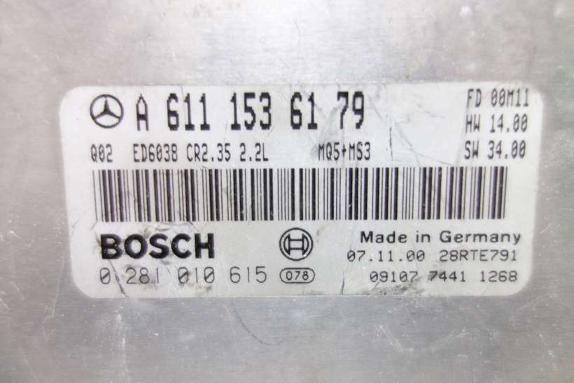 Centralita del motor Mercedes Sprinter A6111536179 A 611 153 61 79 Bosch 0281010615 0 281 010 615 - foto 2