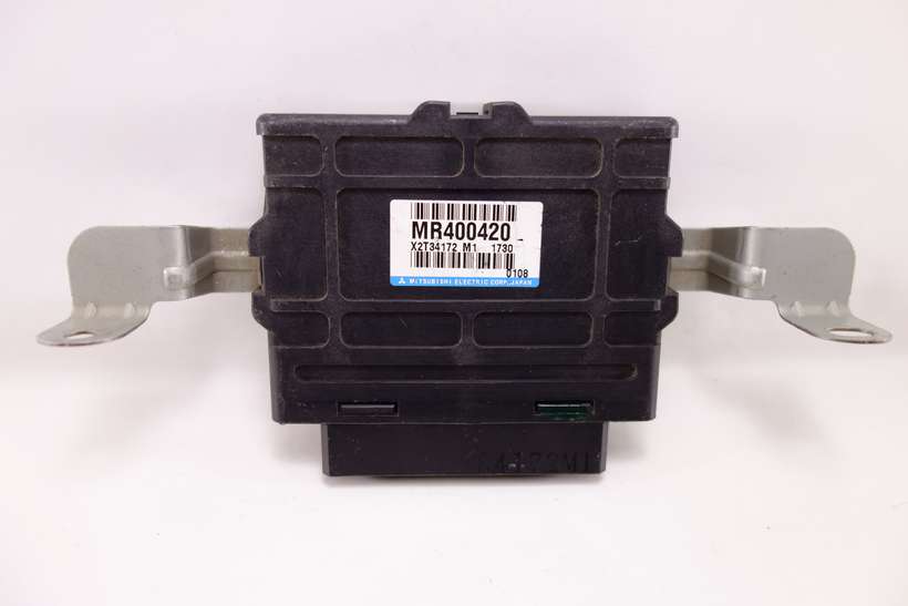 Centralita del motor Mitsubishi Pajero MR400420 X2T34172M1 X2T34172 M1 - foto 1