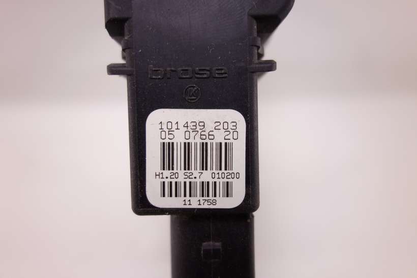 Motor de elevalunas VW Golf & Bora Seat Toledo 101389101774 101389-101/774 101439203 101 439 203 05076620 05 0766 20 0536006002 053.60060.02 - foto 3