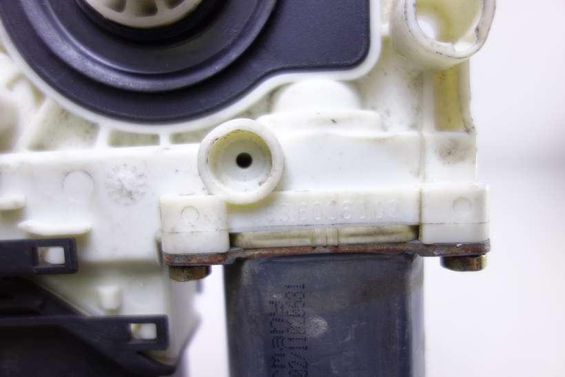 Motor de elevalunas VW Golf & Bora Seat Toledo 101389101774 101389-101/774 101439203 101 439 203 05076620 05 0766 20 0536006002 053.60060.02 - foto 4