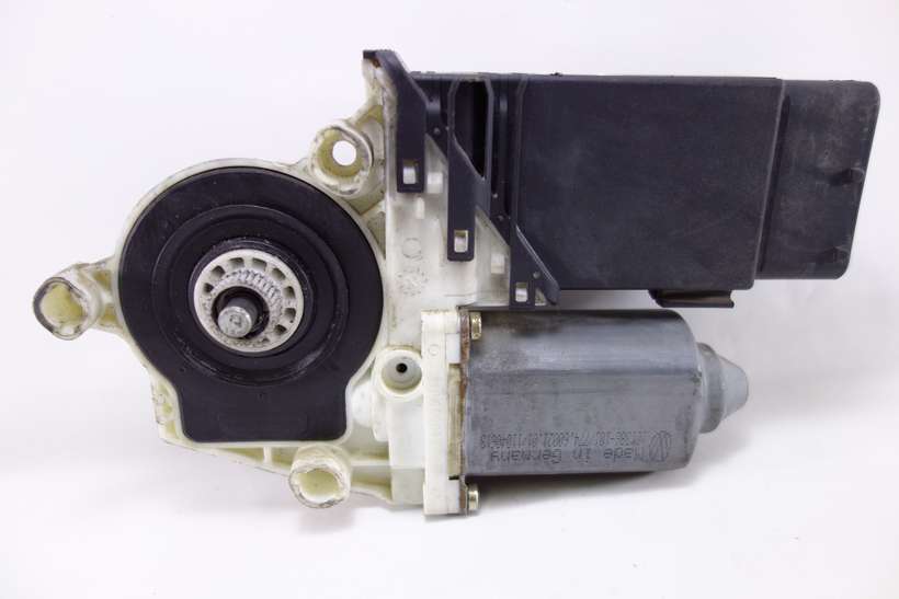 Motor de elevalunas VW Golf 9776101434203 9776-101434-203 F005S00048 F005 S0 0048 101386101774 101386-101/774 0536003501 053.600350.1 - foto 1