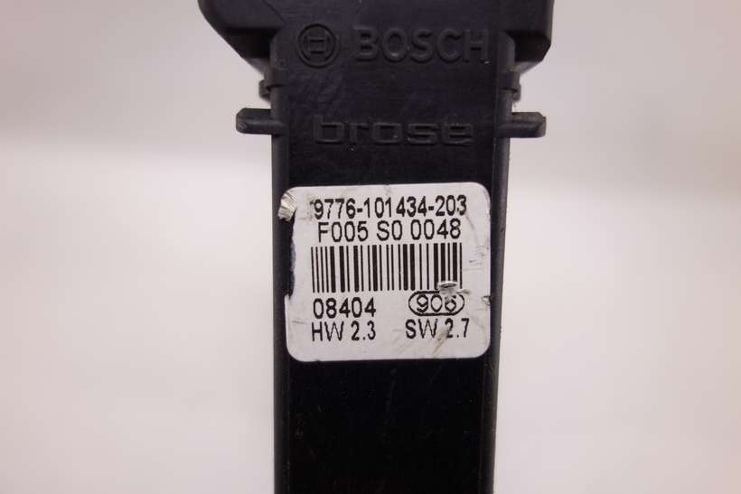 Motor de elevalunas VW Golf 9776101434203 9776-101434-203 F005S00048 F005 S0 0048 101386101774 101386-101/774 0536003501 053.600350.1 - foto 2