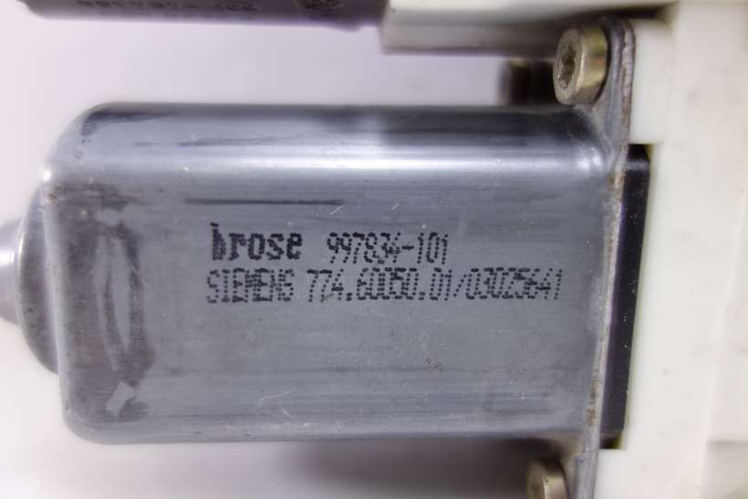 Motor de elevalunas Peugeot 307 Citroen C5 997834101 997834-101 Siemens 7446005001 744.60050.01 0536010902 053.60109.02 985172101 985172-101 - foto 2