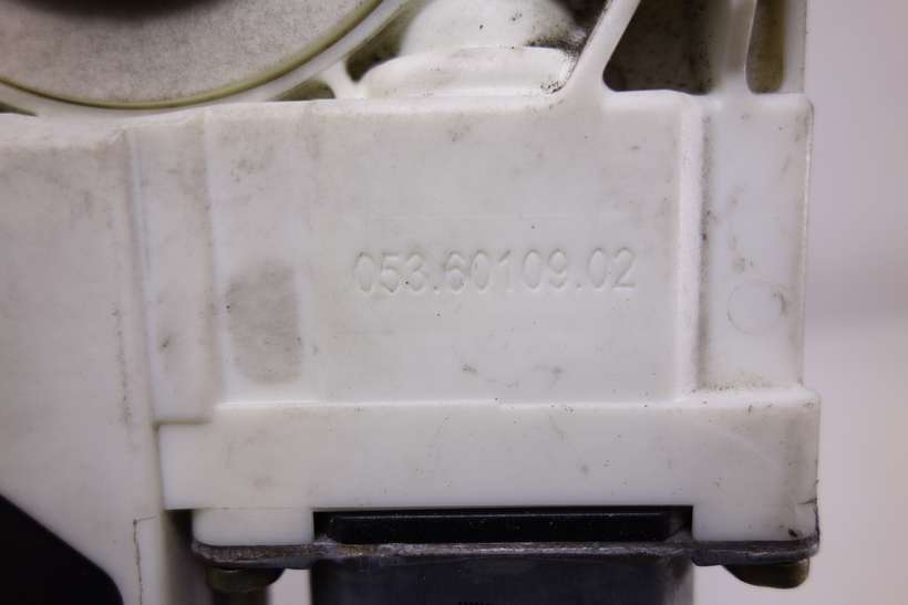 Motor de elevalunas Peugeot 307 Citroen C5 997834101 997834-101 Siemens 7446005001 744.60050.01 0536010902 053.60109.02 985172101 985172-101 - foto 3