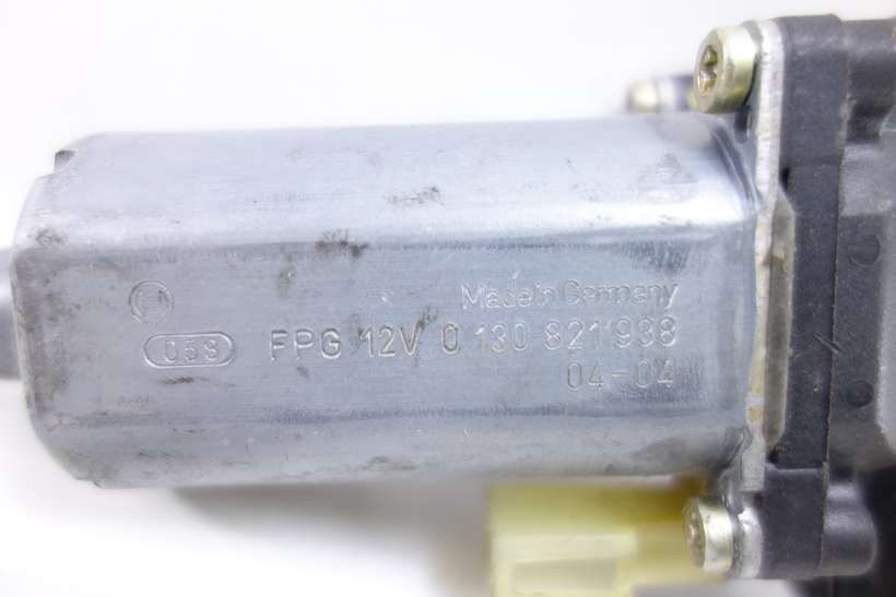 Motor de elevalunas Ford Fiesta & Fusion 0130821938 0 130 821 938 - foto 2