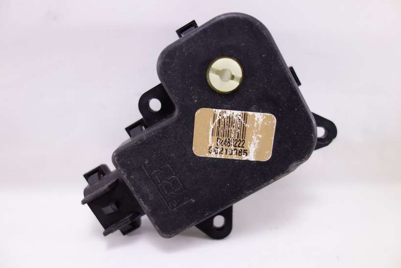 Servomotor de calefaccion Renault Laguna 52485222 G0210385A - foto 1