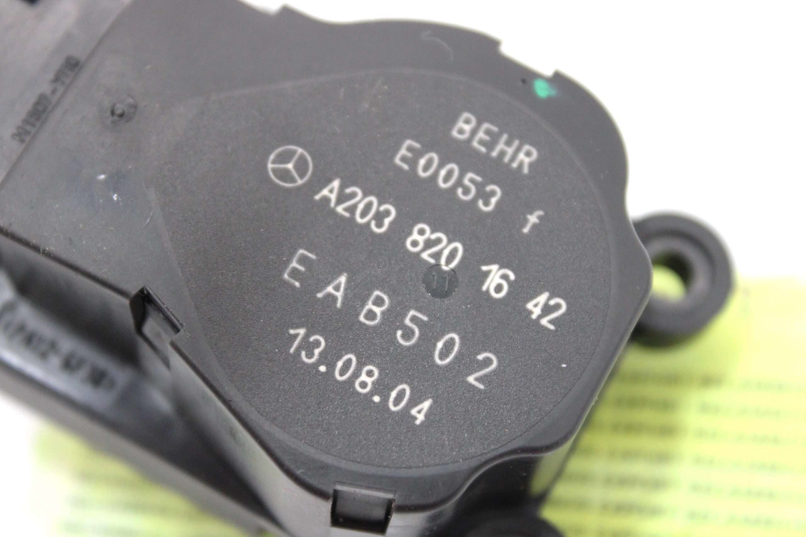 Servomotor de Calefacción Mercedes W211 W203 - foto 2