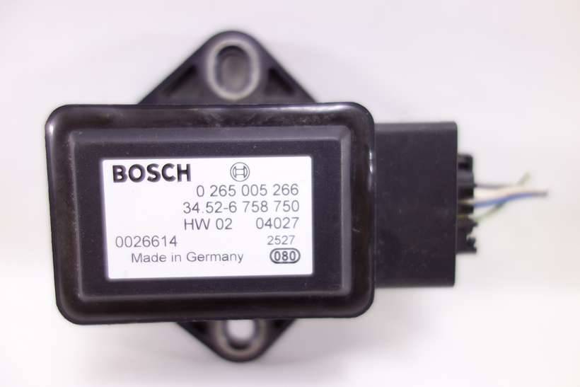 Sensor de velocidad BMW E60 E61 34526758750 34.52-6 758 750 Bosch 0265005266 0 265 005 266 - foto 1