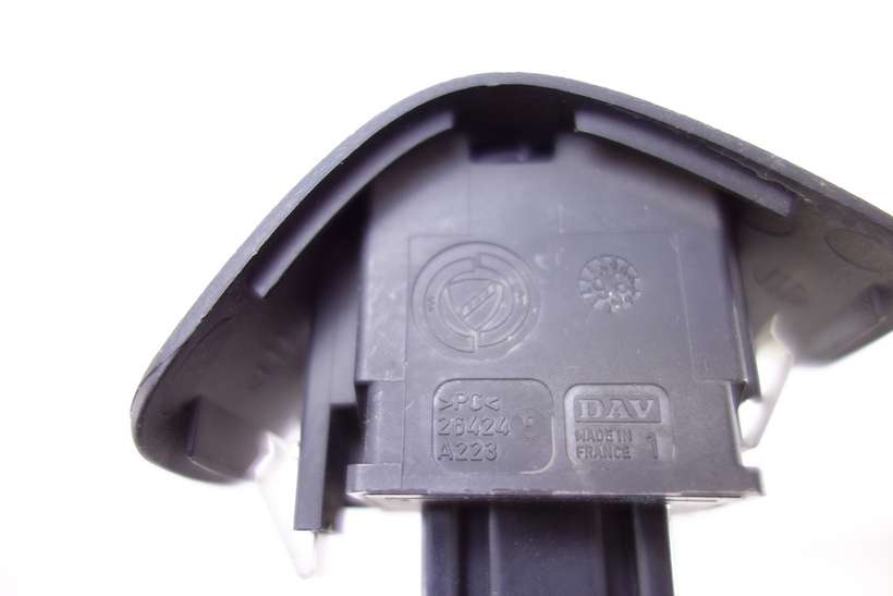 Interruptor LWR Lancia Lybra 26424 A223 - foto 2