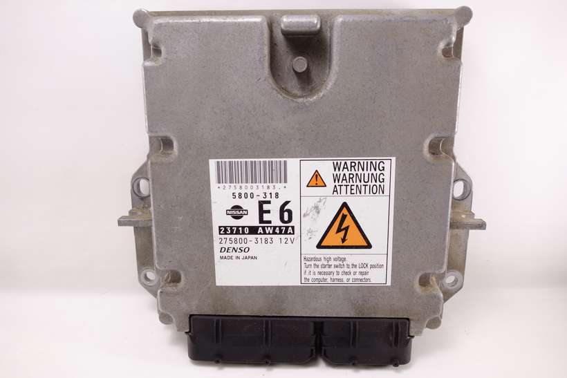 Centralita del motor Nissan Primera 23710AW47A 23710 AW47A 2758003183 275800-3183 Denso - foto 1