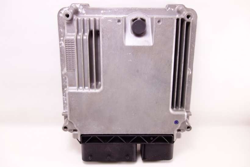Centralita del motor Bmw E60 E61 E63 Bosch 1277022048 1 277 022 048 1279H052210 - foto 1