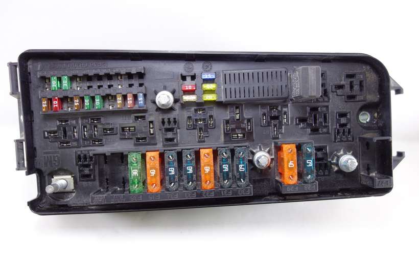 Caja de fusibles Opel Vectra 13112918 13 112 918 519038004 AK - foto 2