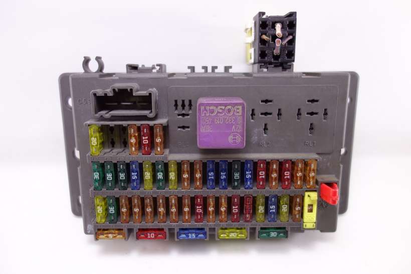 Caja de fusibles Rover 75 YQE103139 YQE 103139 518174602 - foto 1