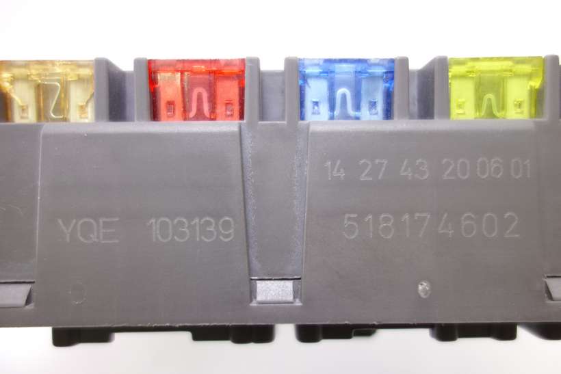 Caja de fusibles Rover 75 YQE103139 YQE 103139 518174602 - foto 3