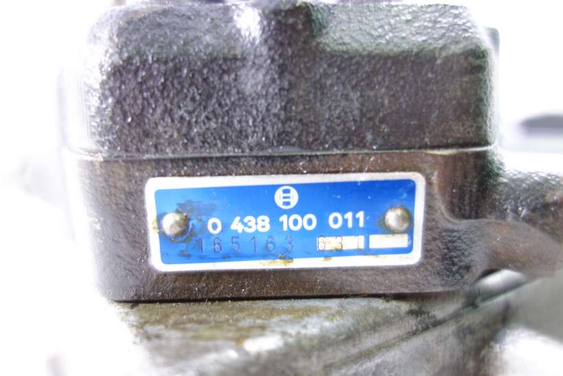 Distribuidor Mercedes W123 W116 Bosch 0438120032 0 438 120 032 0438100011 0 438 100 011 1101410590 110 141 05 90 - foto 4