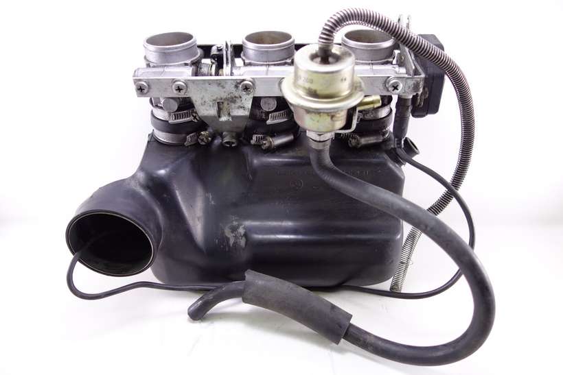Acumulador de aire BMW K 75 11611460518 1161-1460 518 Bosch 0280160200 0 280 160 200 0280120302 0 280 120 302 - foto 1