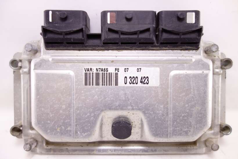 Centralita del motor Citroen C5 Xsara 9638765980 96 387 659 80 Bosch 0261206606 0 261 206 606 26FM0828 ID.06 - foto 1