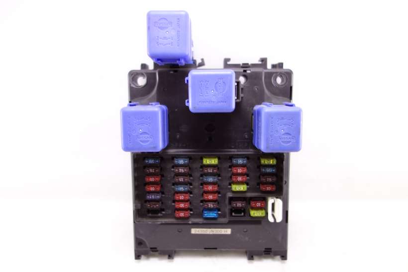 Caja de fusibles Nissan Almera 243502N300H 24350 2N300 H - foto 1