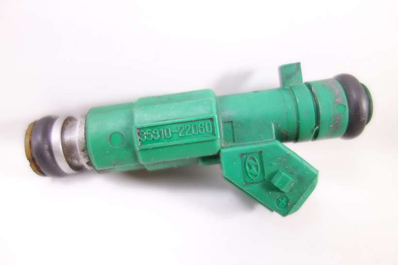Inyector de combustible Hyundai Accent 3531022060 35310-22060 9260930002 9 260 930 002 - foto 1