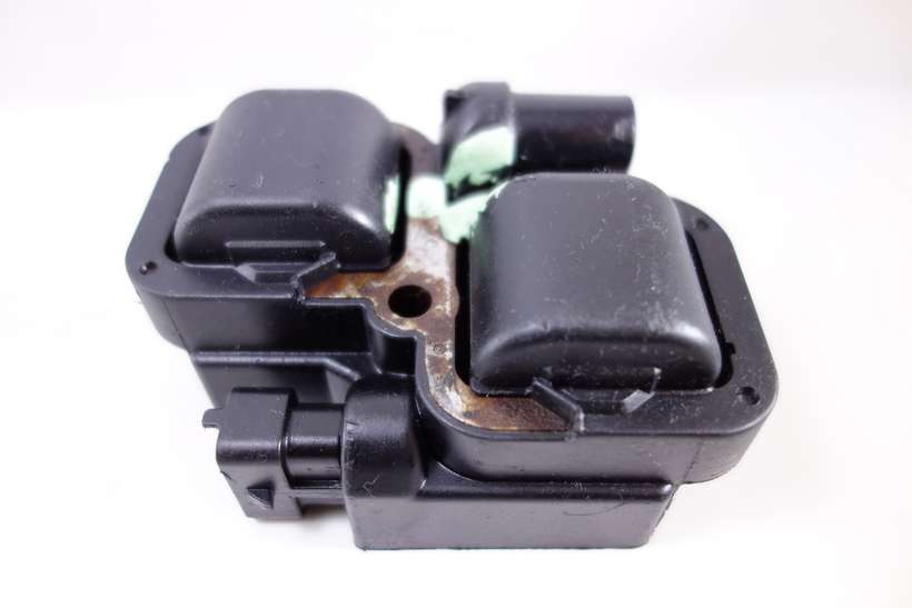 Bobina de encendido Mercedes A0001587303 A 000 158 73 03 0221503012 0 221 503 012 W220 W210 S210 W211 W245 - foto 1