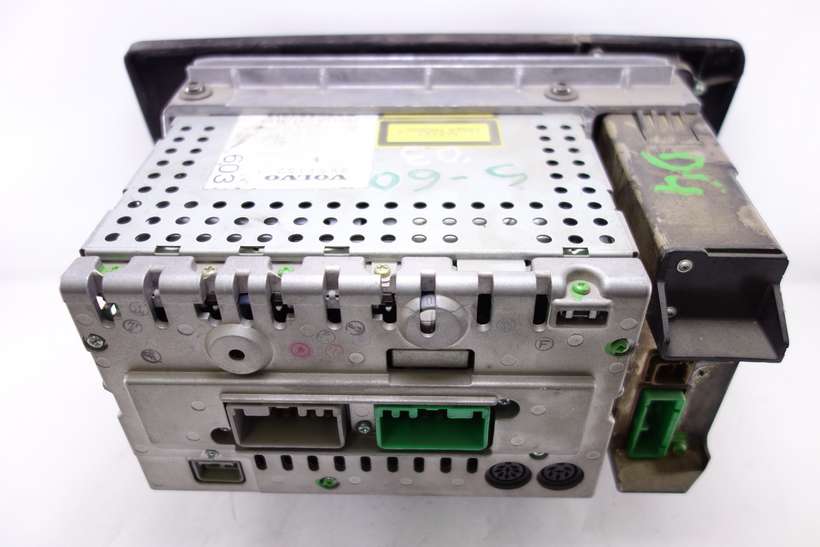 Radio display Volvo V70 XC70 S60 86511521 8651152-1 VO2640 11621329N 8673830 2204194D 9491217 9491792 - foto 2