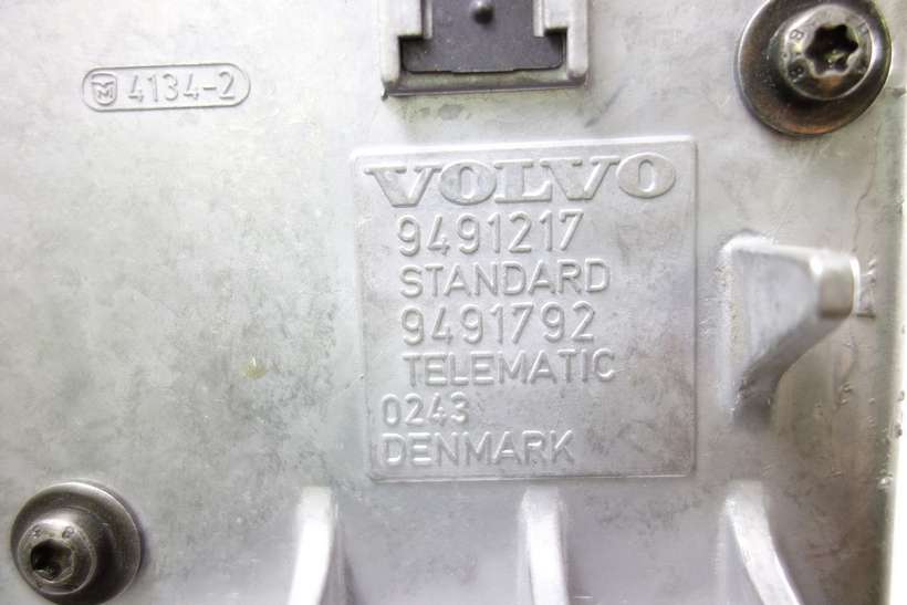 Radio display Volvo V70 XC70 S60 86511521 8651152-1 VO2640 11621329N 8673830 2204194D 9491217 9491792 - foto 5