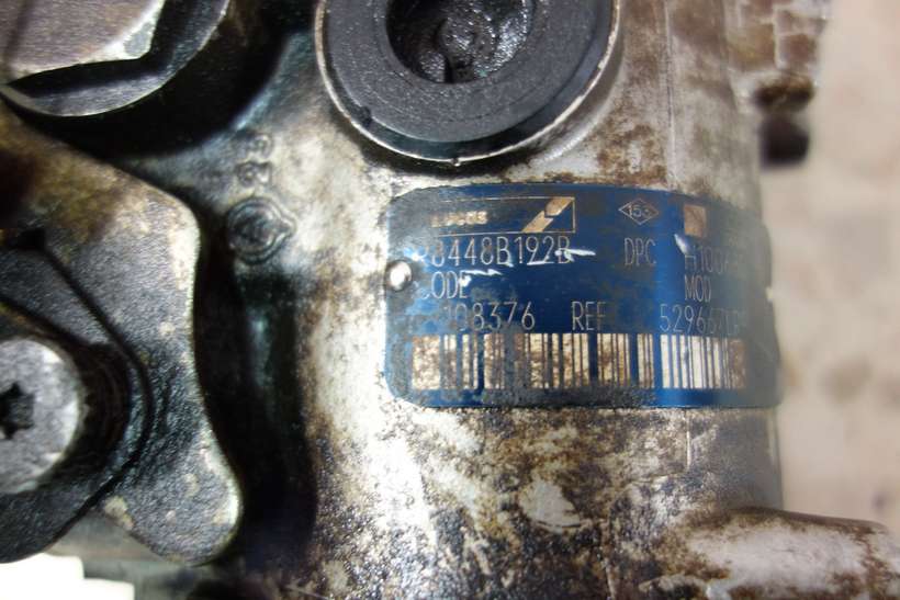 Bomba inyeccion Renault Kangoo Clio R8448B192B 529667LRE - foto 5