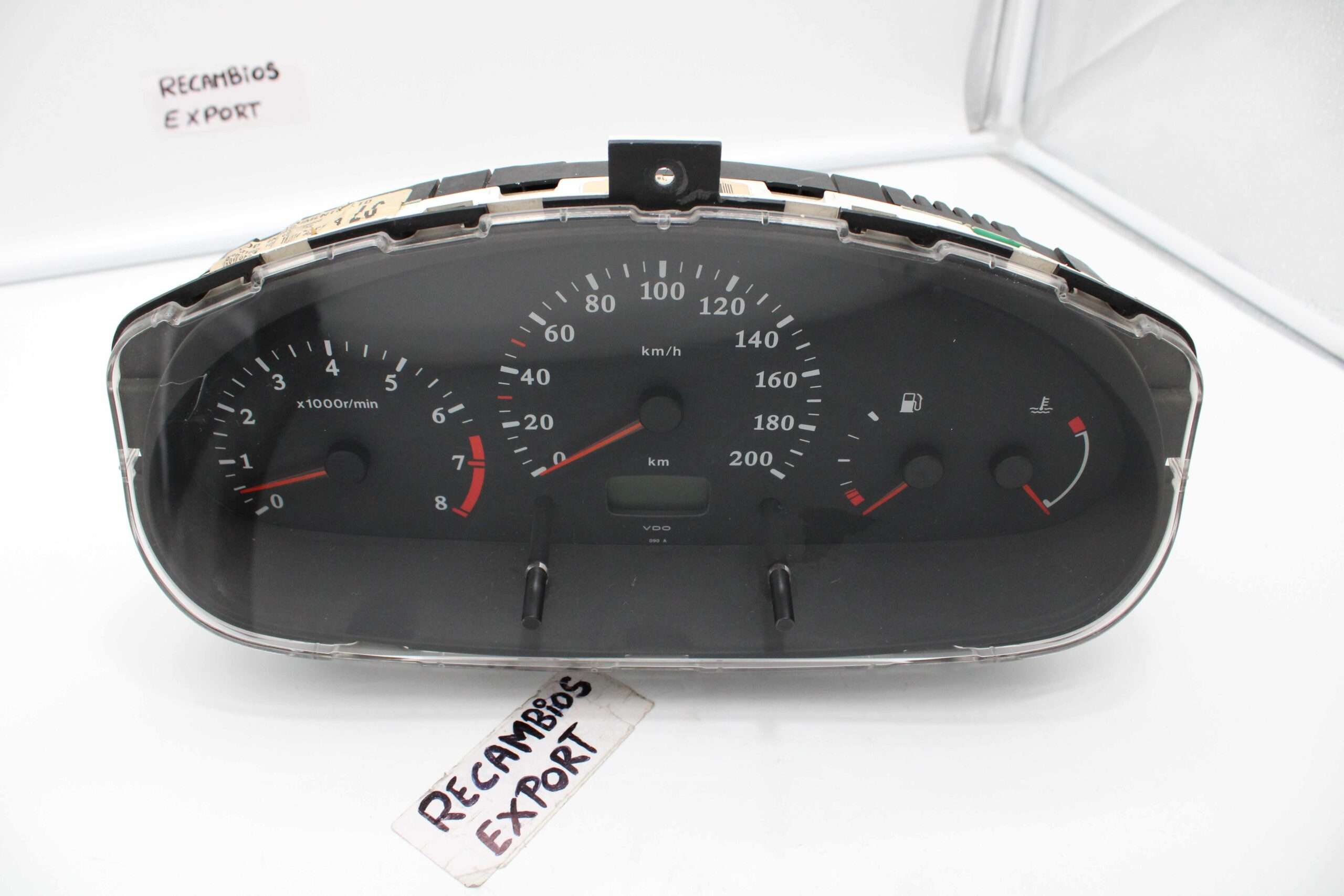 Cuadro de instrumentos Nissan Micra - foto 1