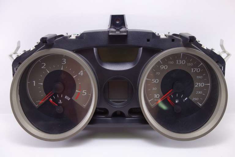 Cuadro de instrumentos Renault Megane 8200408799D 8200408799 D VP5RPF14B115B VP5RPF-14B115-BH - foto 1