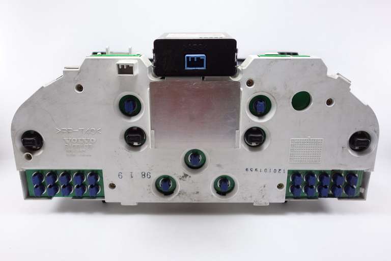 Cuadro de instrumentos Volvo S70 V70 V70 9168138 91 681 38 9168144 9166196 1513008050 151300-8050 9148926 69794660T 69794-660T - foto 2