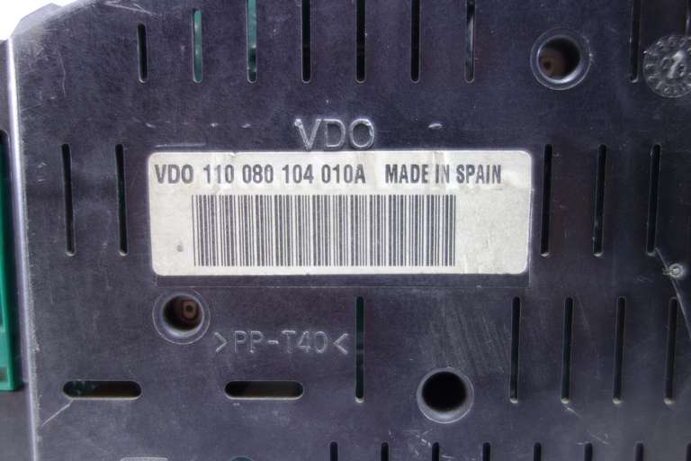 Cuadro de instrumentos Seat Ibiza 110080104010A 110 080 104 010A - foto 3