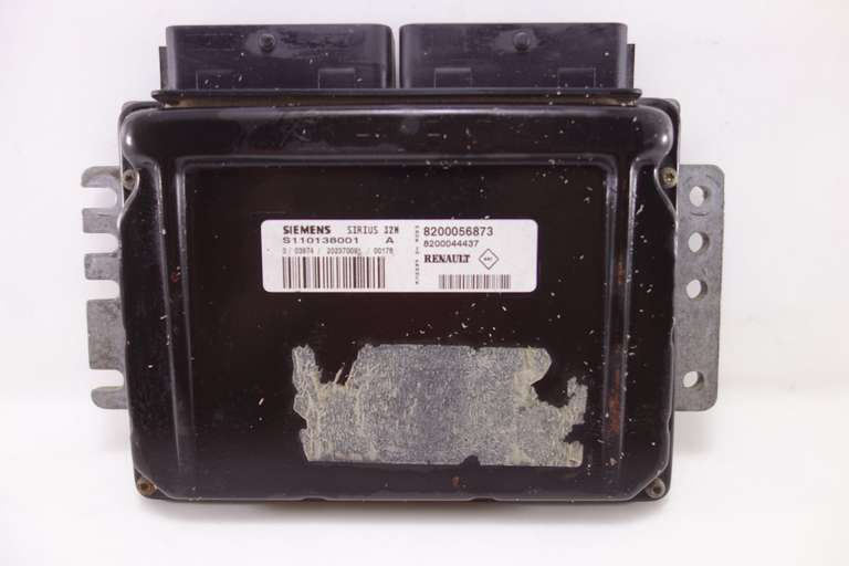 Centralita del motor Renault 8200056873 8200044437 Siemens S110138001A S110138001 A - foto 1