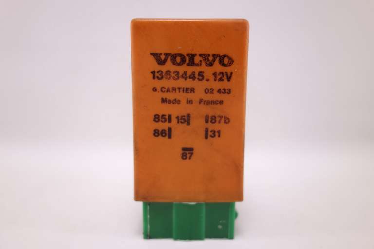 Rele Volvo 760 960 1363445 - foto 1