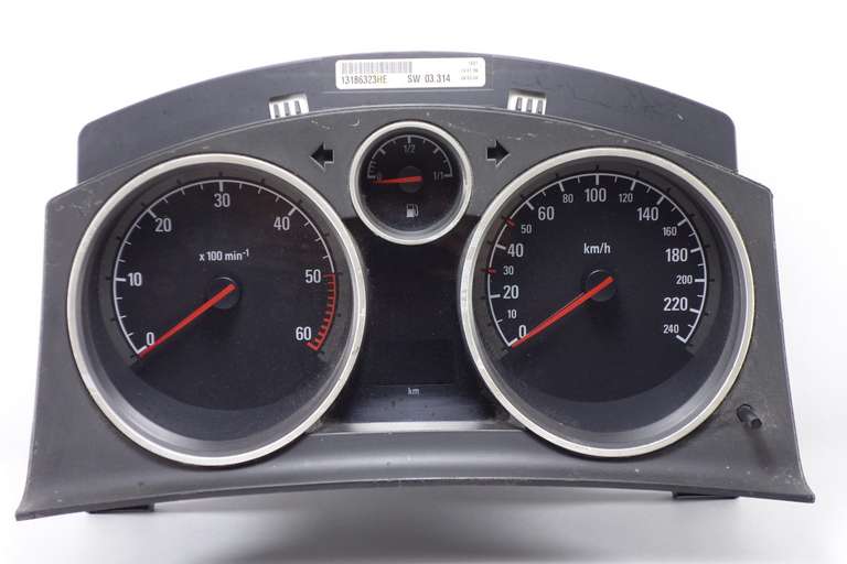 Cuadro de instrumentos Opel Astra 13186323HE - foto 1