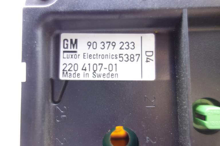 Cuadro de instrumentos Opel Omega 90379233 90 379 233 220410701 220 4107-01 88481675 X69600032 X69-600.032 - foto 4