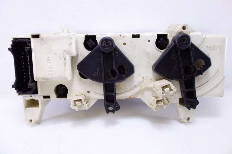 Panel de clima Renault Scenic 651947U 100886 A53100865U6 A53 100865U 6 - foto 2
