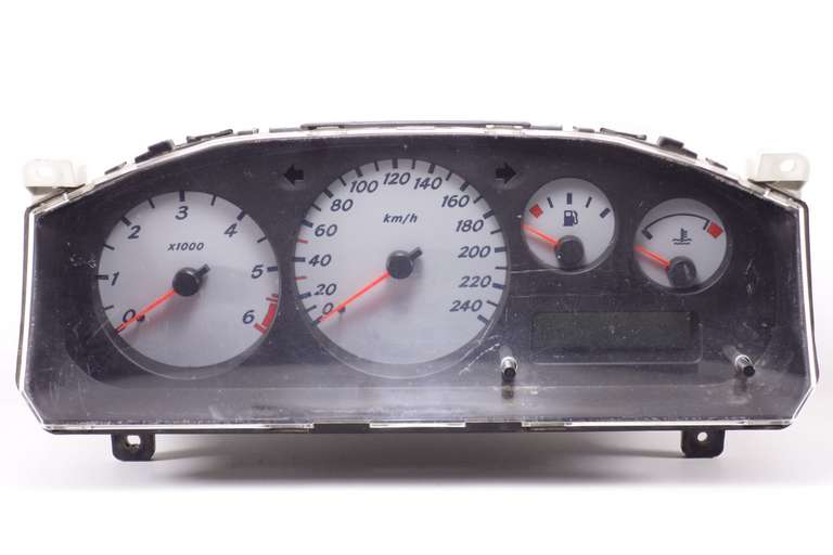 Cuadro de instrumentos Nissan Primera 9F782 1105170 - foto 1