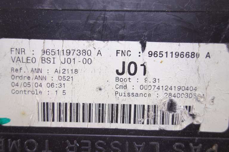 Caja de fusibles Peugeot 307 9651197380A 9651197380 A 9651196680A 9651196680 A - foto 3