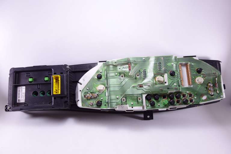 Cuadro de instrumentos Opel Omega 90491263 90 491 263 90379233 90 379 233 220410701 220 4107-01 88481651 X69110283 X69-110.283 - foto 2