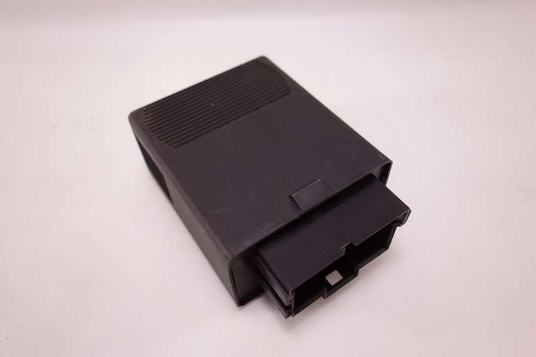 Rele Mercedes W638 - foto 1