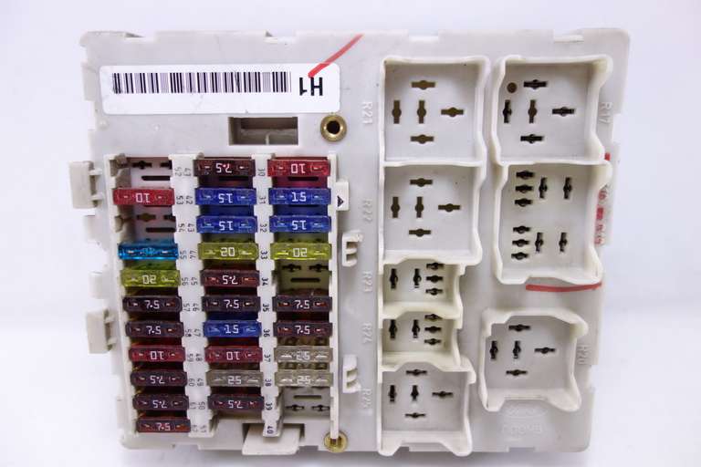 Caja de fusibles Ford Focus 2M5T14A073BE 518273404 - foto 1