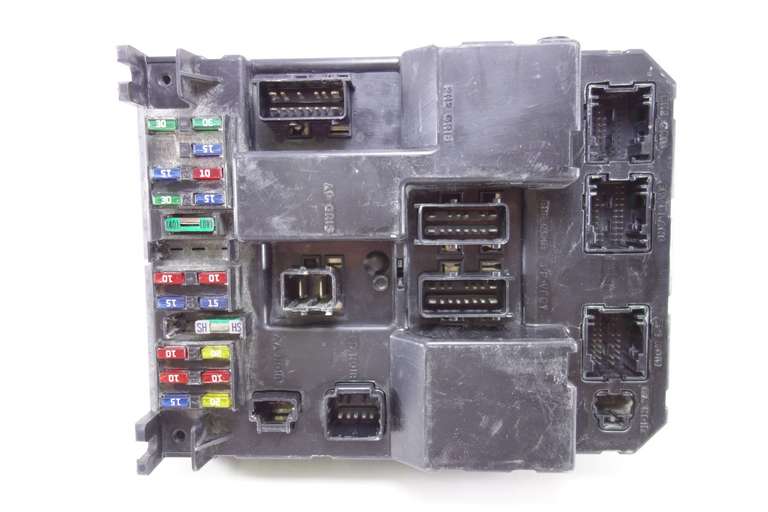 Caja de fusibles Citroen Peugeot 307 - foto 1